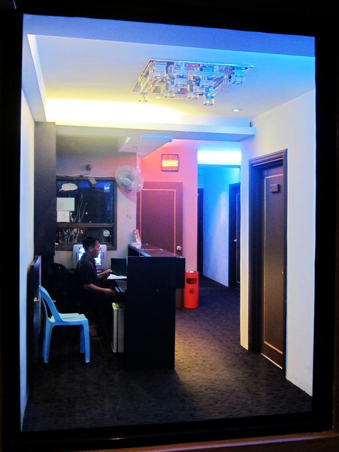 Oriental Inn Kuching Exterior photo